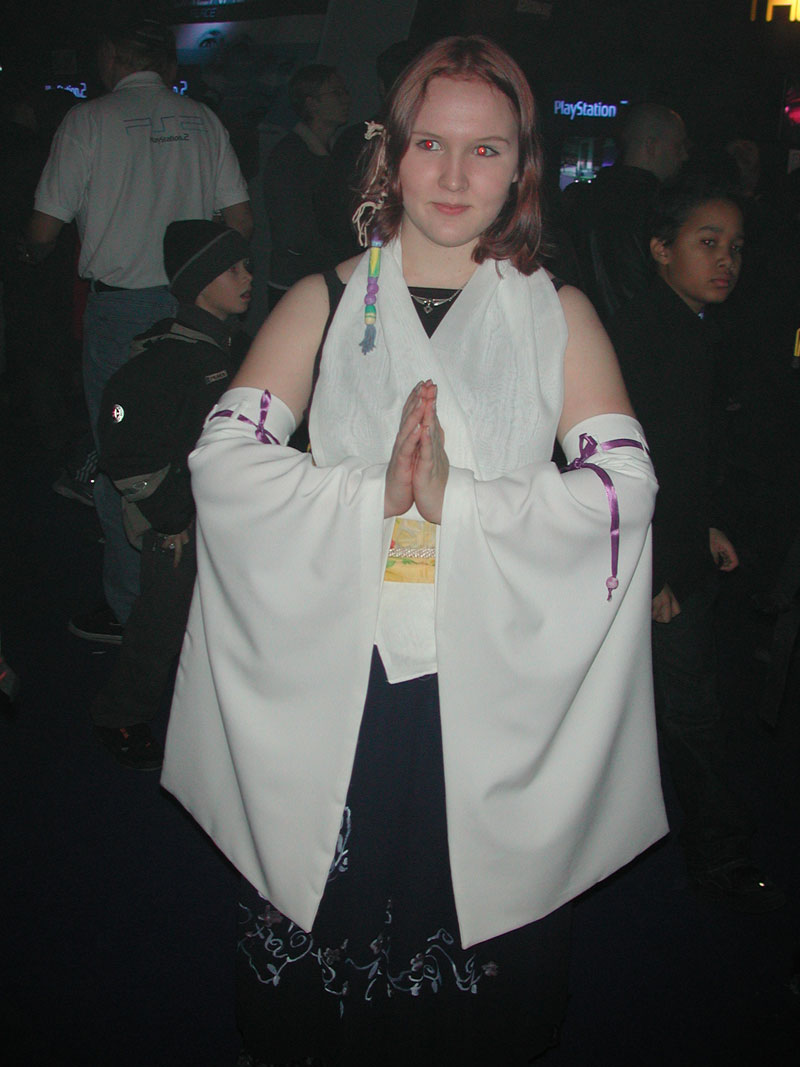 Yuna konsolipelistä Final Fantasy X, cosplayer K-chan