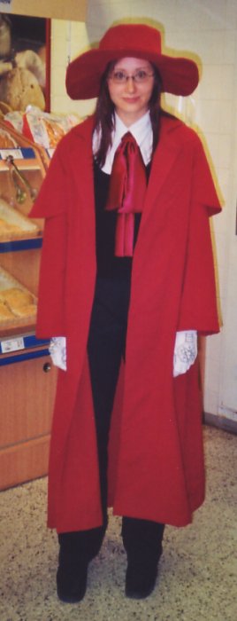 Alucard animesarjasta Hellsing, cosplayer Shizuko-chan